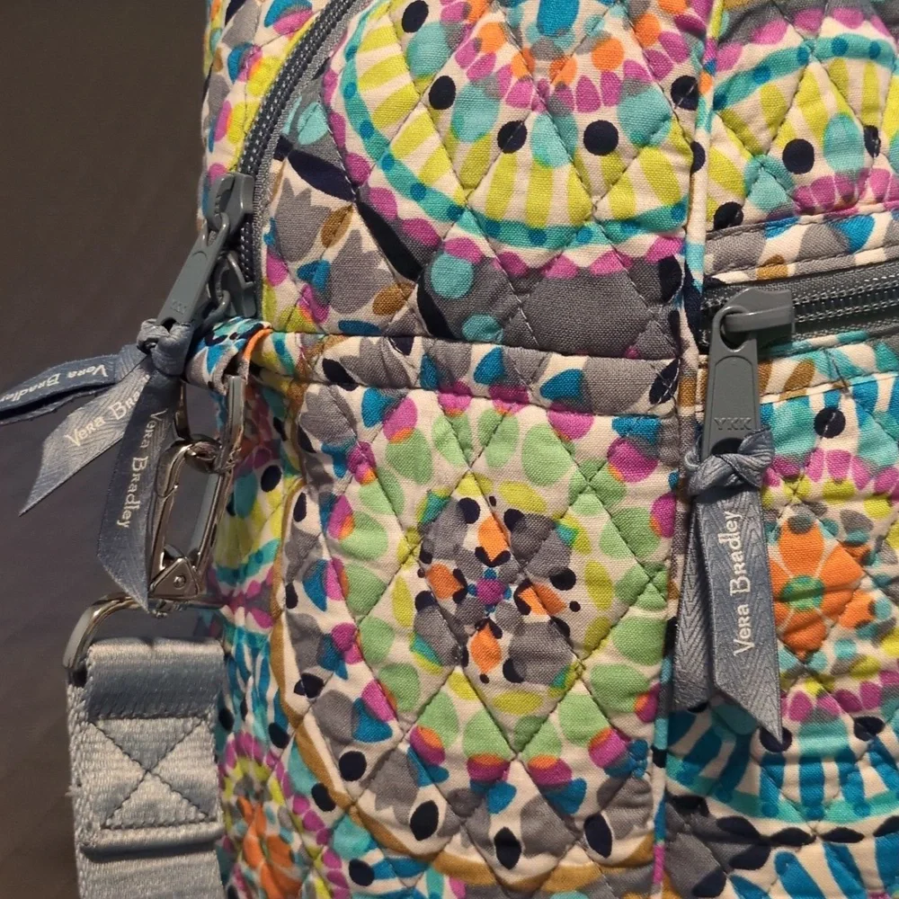 Vera Bradley Sunny Medallion Grand Traveler Bag - Picture 2 of 6